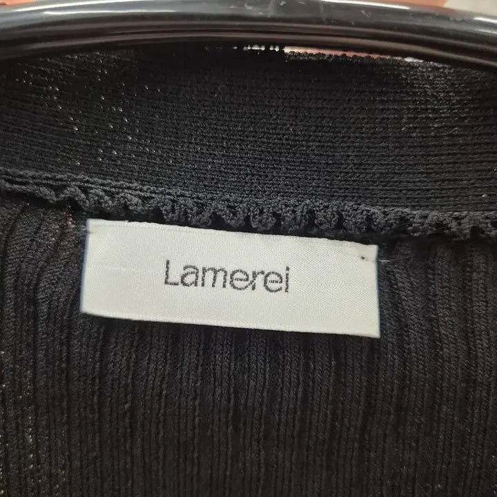 [BUNJANG] Lamerei V-Neck Cardigan Black / Lamerei 브이넥 가디건 블랙 Free