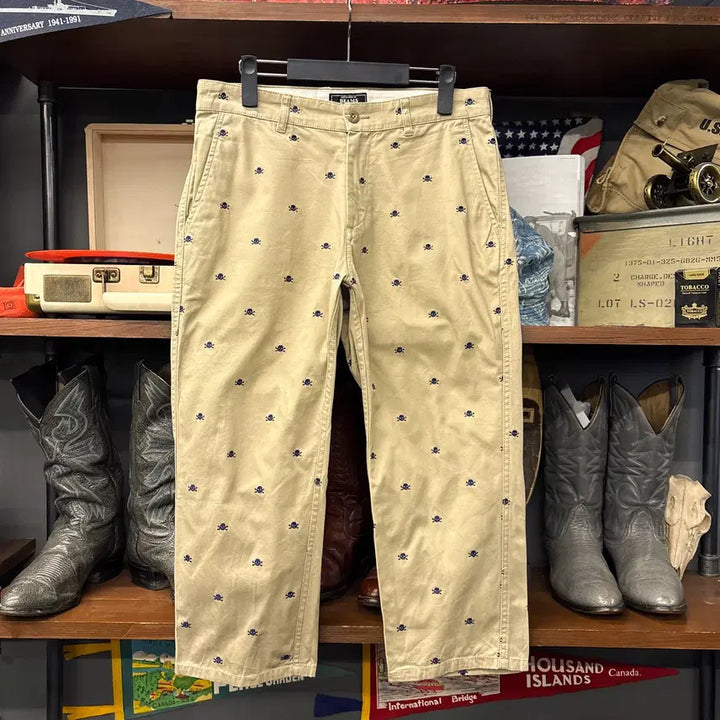 [BUNJANG] Beams Japan All Over Skull Embroidered Cotton Chino 7/10 Pants / 00s 빔즈재팬 올오버 스컬 엠브로이드 코튼치노 7부팬츠 N1276