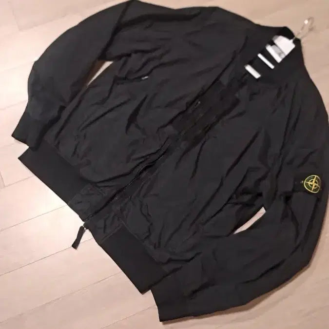 [BUNJANG] Stone Island Windbreaker Jacket / 스톤아일랜드 바람막이 판매합니다