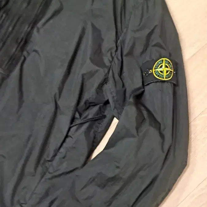 [BUNJANG] Stone Island Windbreaker Jacket / 스톤아일랜드 바람막이 판매합니다