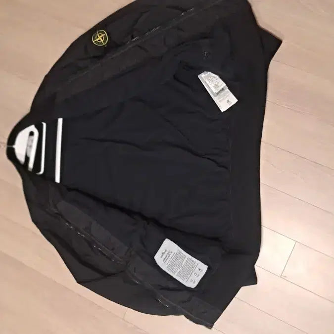 [BUNJANG] Stone Island Windbreaker Jacket / 스톤아일랜드 바람막이 판매합니다
