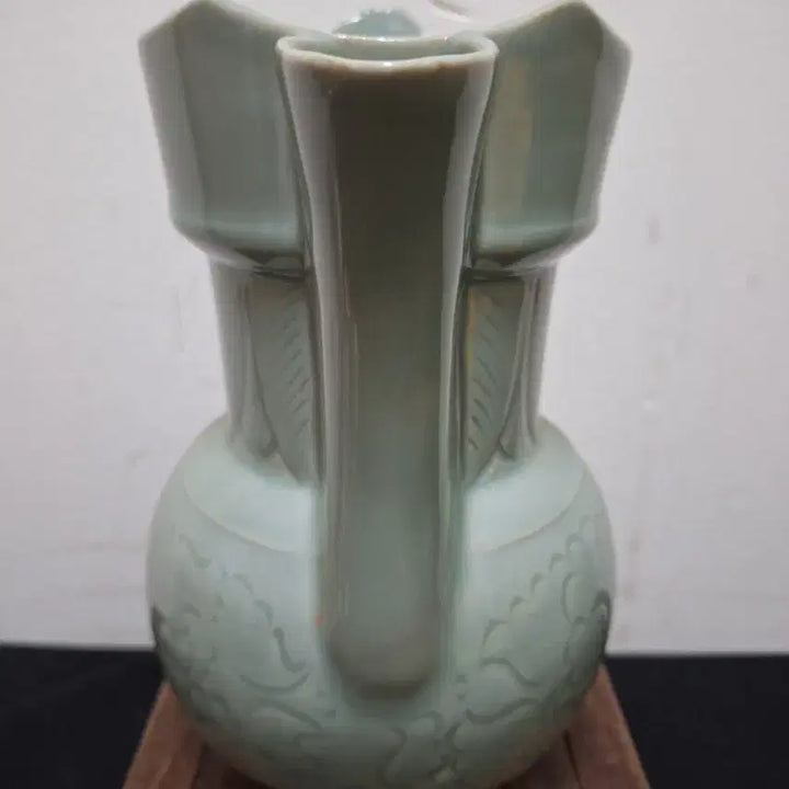 [BUNJANG] Chinese Celadon Porcelain Engraved Floral Motif Ewer / 중국 도자기, 골동품, 청자음각화문집호
