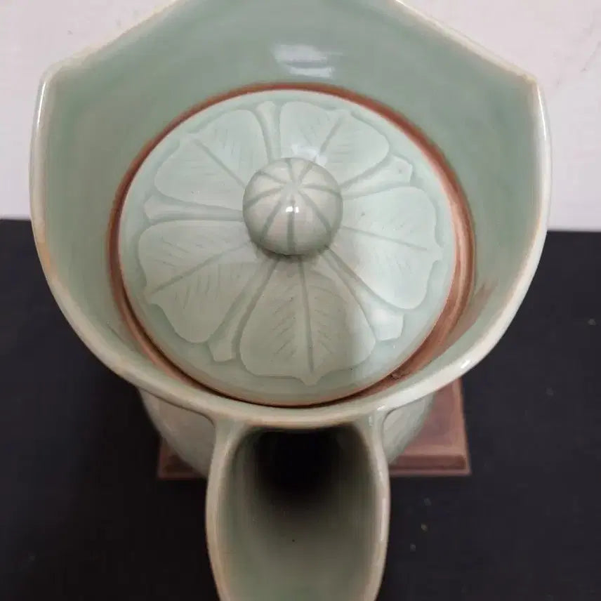 [BUNJANG] Chinese Celadon Porcelain Engraved Floral Motif Ewer / 중국 도자기, 골동품, 청자음각화문집호
