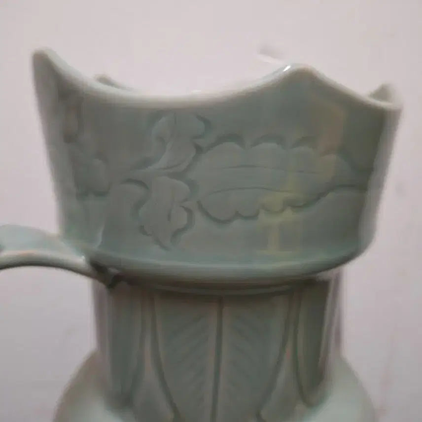 [BUNJANG] Chinese Celadon Porcelain Engraved Floral Motif Ewer / 중국 도자기, 골동품, 청자음각화문집호