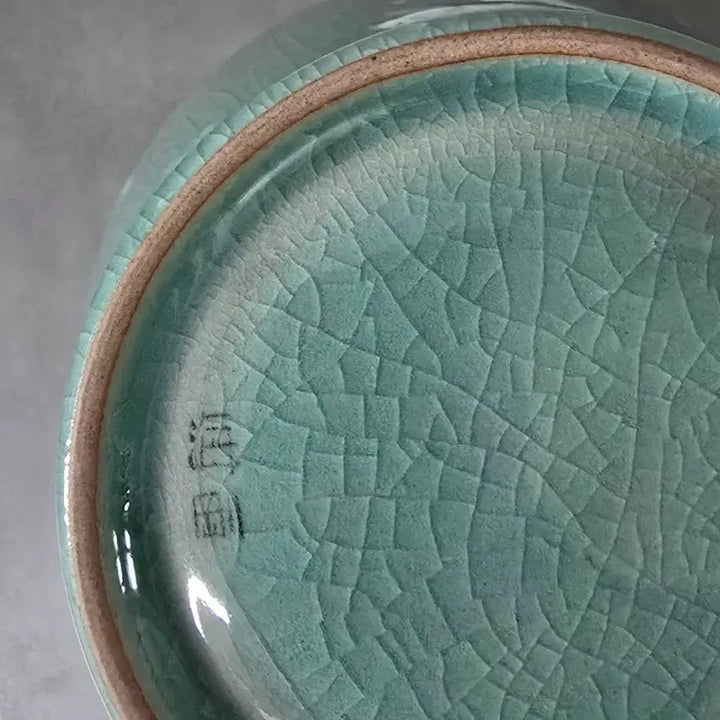 [BUNJANG] Haegang Yoo Geun-hyung Crane Cloud Celadon Porcelain Vase / 해강 유근형 운학문 호
