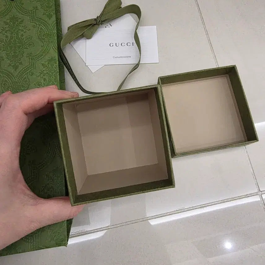 [SOLD OUT] 구찌 방도 케이스와 쇼핑백