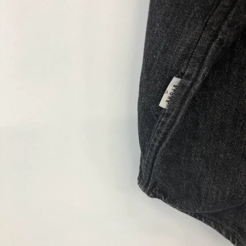 [BUNJANG] 라퍼지스토어 흑청 오버 반팔셔츠 L / 라퍼지스토어 흑청 오버 반팔셔츠 L