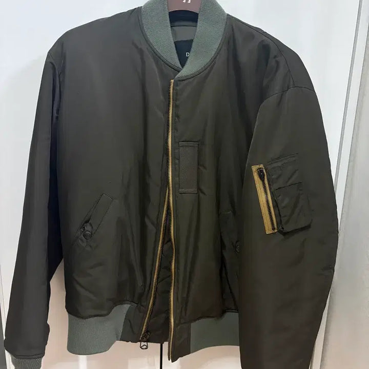 [BUNJANG] 디그레 22fw ma-1 올리브 xl / 디그레 22fw ma-1 올리브 xl