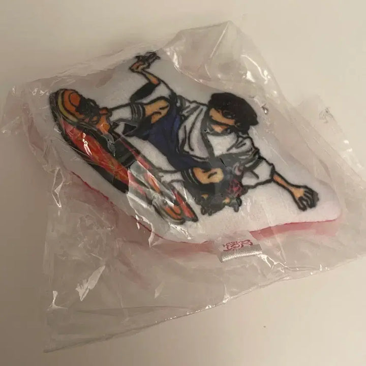 [BUNJANG] Sakura Surf Cushion Keyring Sealed / 사쿠야 서프 쿠션 키링 미개봉