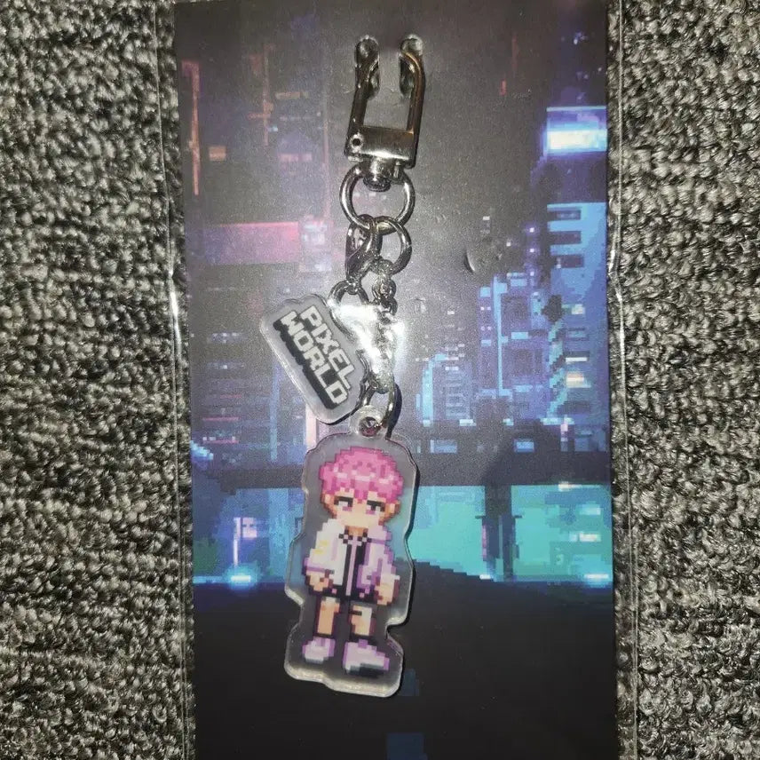 [BUNJANG] PLAVE Bambi Pixel World Keyring / 플레이브 픽셀월드 밤비 키링 양도합니다