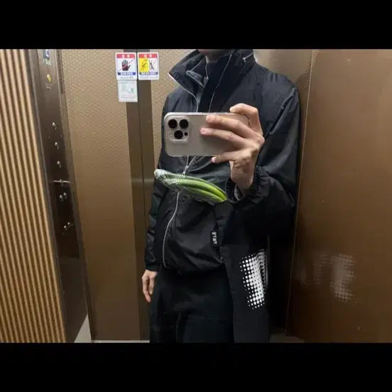 [BUNJANG] WHYTE ENTRY JACKET [L] / WHYTE ENTRY JACKET [L]