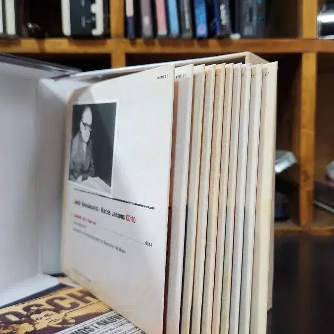 [BUNJANG] 마리스 얀손스 쇼스타코비치 교향곡 전집 10CD 박스 (수입) / 마리스 얀손스 쇼스타코비치 교향곡 전집 10CD 박스 (수입)