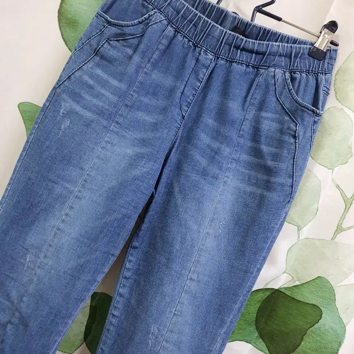 [SOLD OUT] 밴딩 부츠컷 청바지