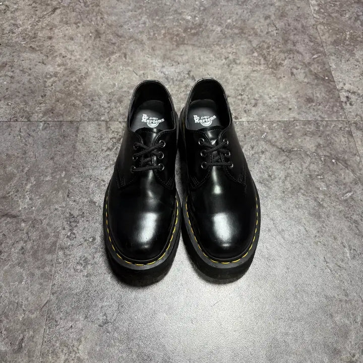 [SOLD OUT] 닥터마틴 1461 쿼드 240