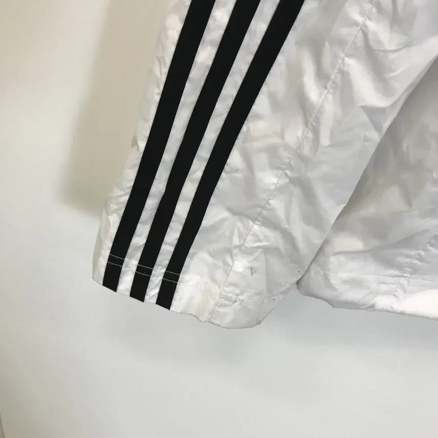 [BUNJANG] Adidas Essentials 3S Windbreaker Jacket / 아디다스 에센셜 3S 바람막이 화이트 [L]