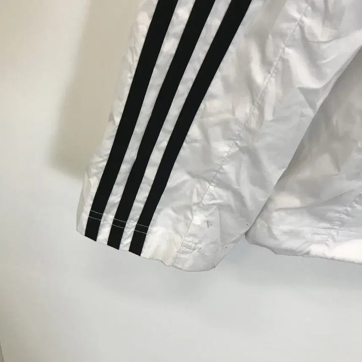 [BUNJANG] Adidas Essentials 3S Windbreaker Jacket / 아디다스 에센셜 3S 바람막이 화이트 [L]