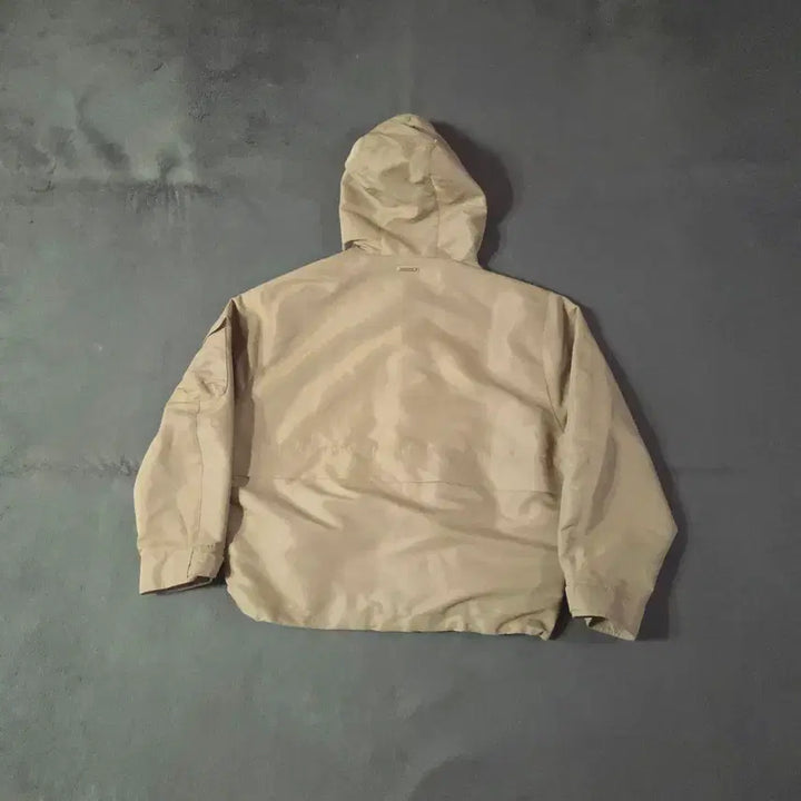 [BUNJANG] IRO 23FW 이로 나일론 후드 세미오버 자켓 L 베이지 / IRO 23FW 이로 나일론 후드 세미오버 자켓 L 베이지