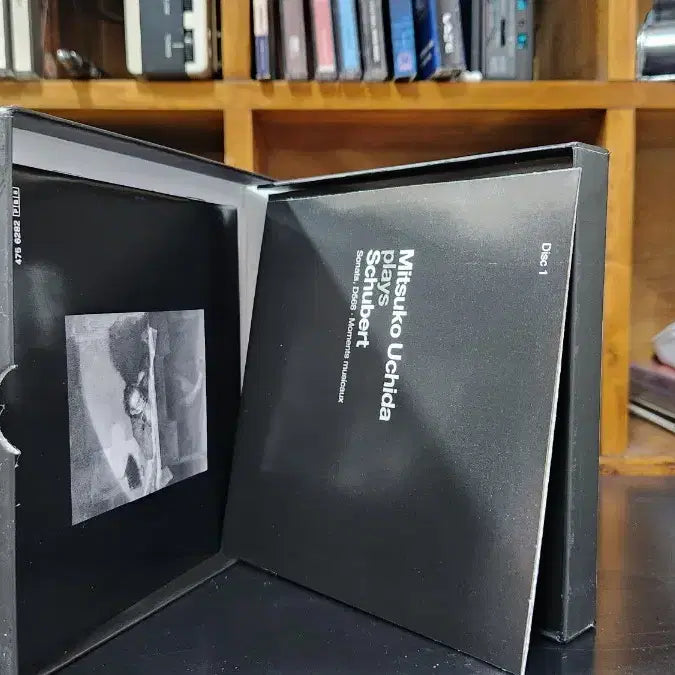 [BUNJANG] 우치다 미츠코 슈베르트 8CD 세트 필립스 (수입) / 우치다 미츠코 슈베르트 8CD 세트 필립스 (수입)