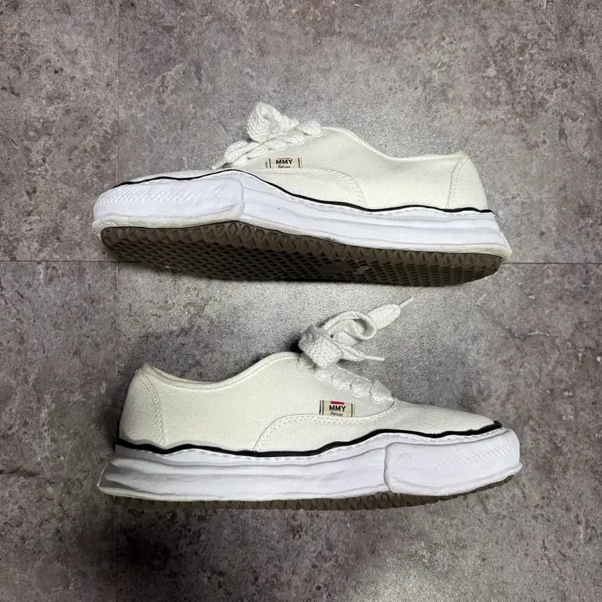 [SOLD OUT] 미하라야스히로 베이커 43 새상품급