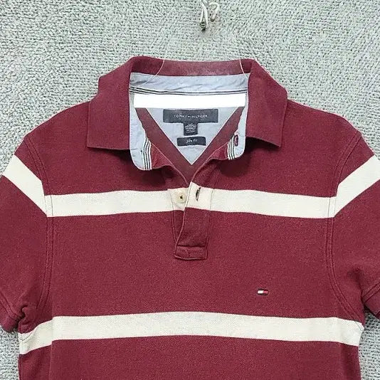 [BUNJANG] Tommy Hilfiger Striped Burgundy Polo Shirt / 타미힐피거 스트라이프 버건디 반팔 카라티 S/P