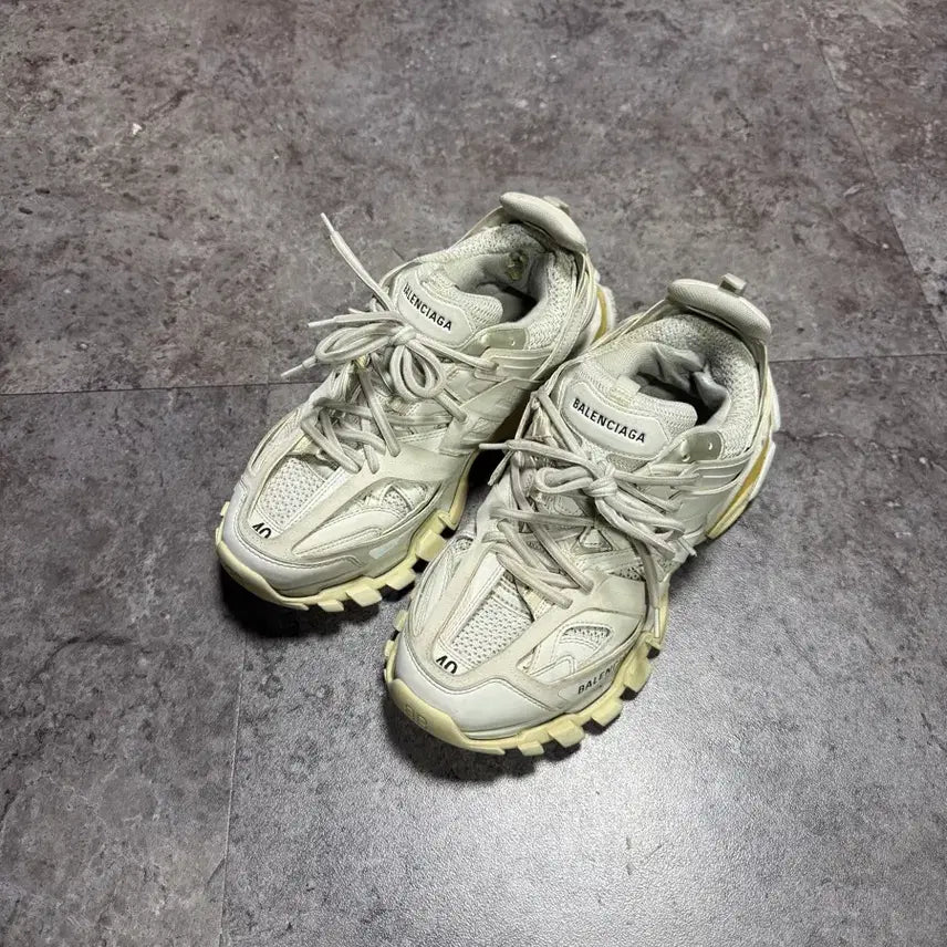[BUNJANG] Balenciaga Track 40 Sneakers / 발렌시아가 트랙 40