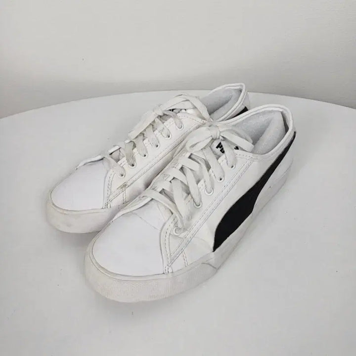 [BUNJANG] Puma Sneakers White Shoes 240mm / 푸마/스니커즈 운동화 신발 화이트 240/라덴