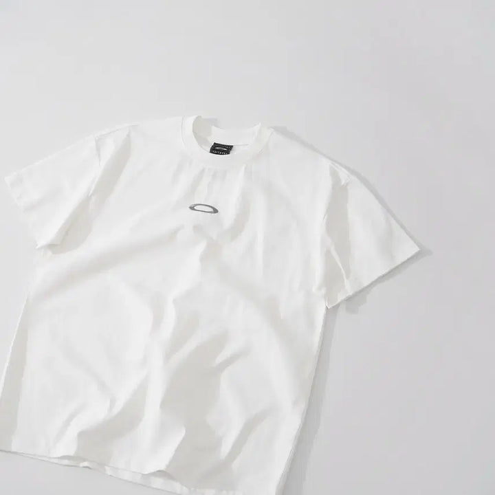 [BUNJANG] Oakley Embroidered Logo Oversized T-Shirt / 오클리 자수 로고 오버핏 반팔 티셔츠 S~XL 새상품 공용