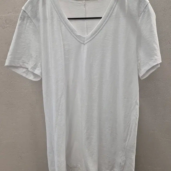 [BUNJANG] Rag &amp; Bone V-Neck Basic T-shirt White S / Rag &amp; Bone V넥 기본 티셔츠 화이트 S