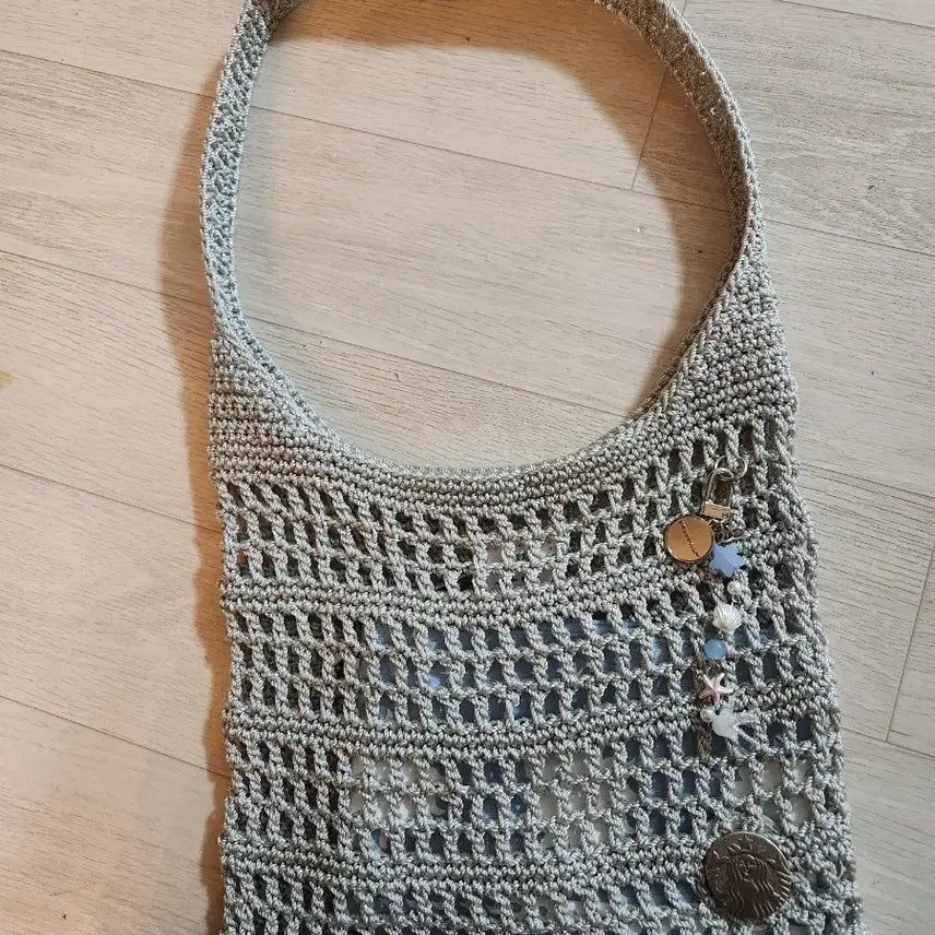 [BUNJANG] Starbucks Summer Breeze Silver Knit Bag / 스타벅스 서머 브리즈 실버 니트백