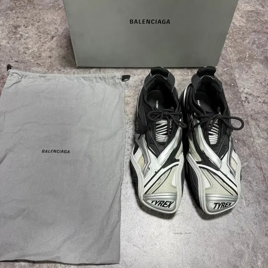 [BUNJANG] Balenciaga Tyrex 43 Sneakers / 발렌시아가 타이렉스 43 풀박스