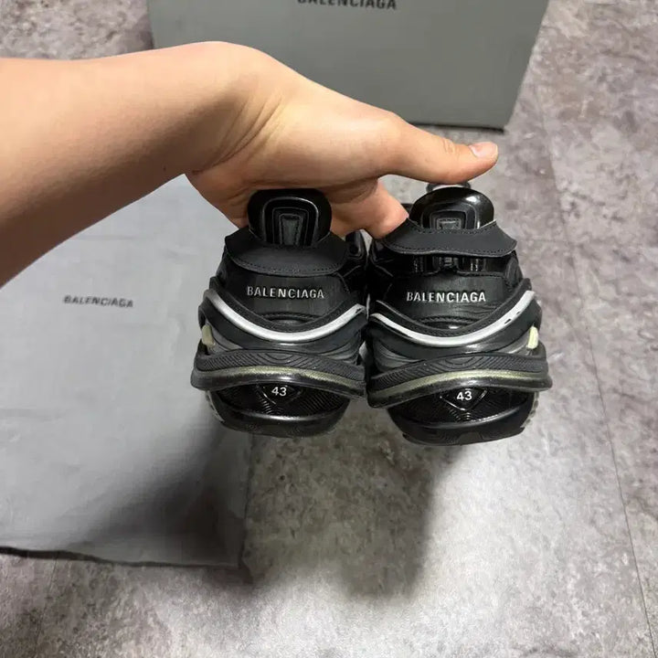 [BUNJANG] Balenciaga Tyrex 43 Sneakers / 발렌시아가 타이렉스 43 풀박스