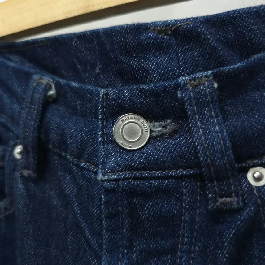 [BUNJANG] Massimo Dutti Semi-Wide Jeans / 마시모두띠 세미와이드 청바지 (24~25)