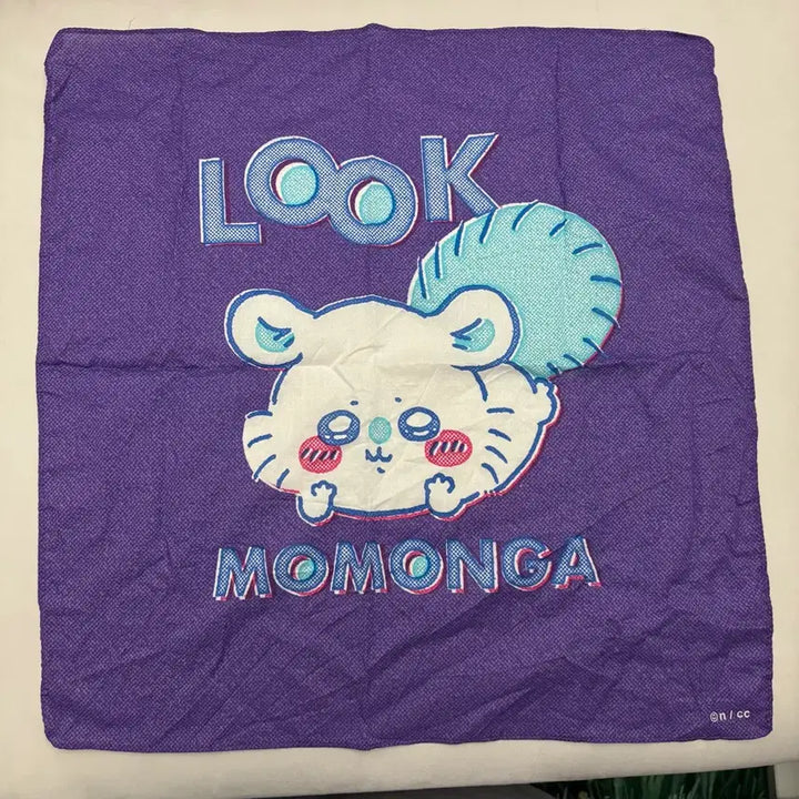 [BUNJANG] Munjeonggwi Chiikawa Momonga Bandana Handkerchief / 미사용) 먼작귀 치이카와 모몽가 반다나 손수건