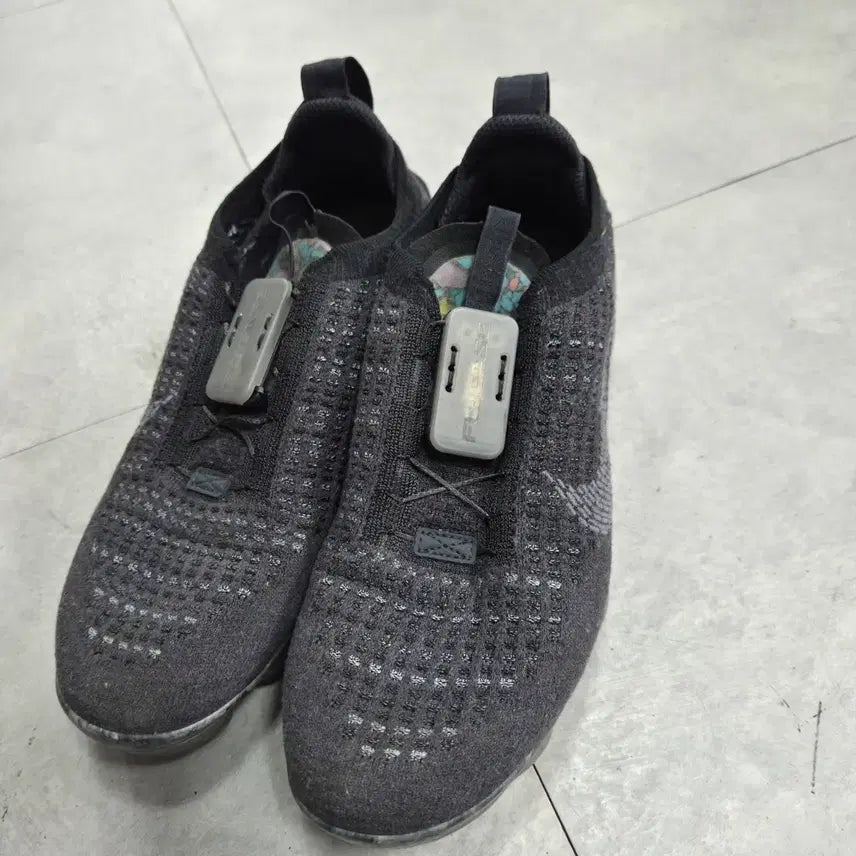 [BUNJANG] Nike Air VaporMax 2020 Sneakers (240) / 나이키 에어 베이퍼맥스 2020  (240)