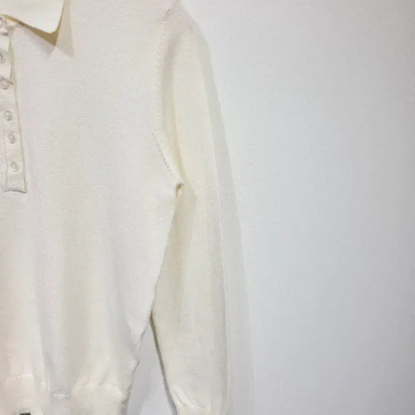 [BUNJANG] ZIO SONGZIO 지오송지오 아이보리 카라 니트 / ZIO SONGZIO 지오송지오 아이보리 카라 니트