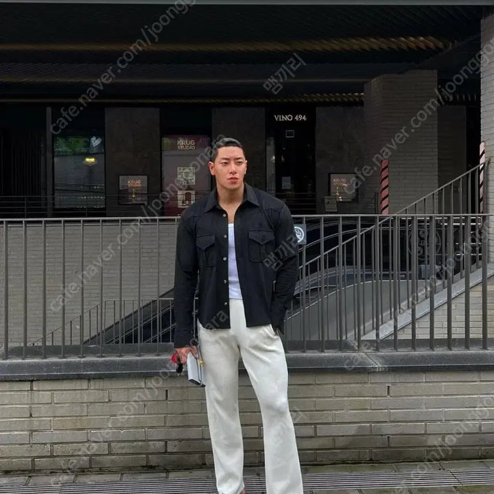 [BUNJANG] 볼란테 스웨이드 셔츠 자켓 2사이즈 블랙 라피나토 / 볼란테 스웨이드 셔츠 자켓 2사이즈 블랙 라피나토