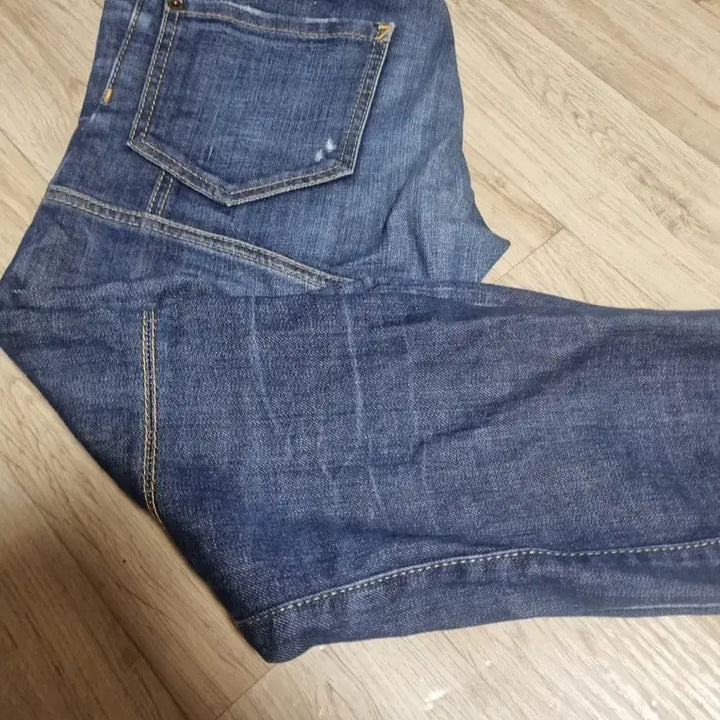 [SOLD OUT] 디스퀘어드2 워싱데님청바지.  32