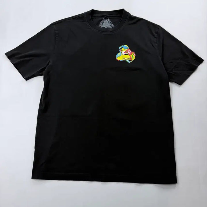 [BUNJANG] Palace Tri-Flag Short Sleeve T-shirt / 팔라스 트라이플래그 반팔 티셔츠