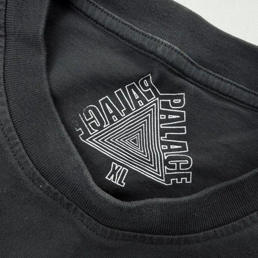 [BUNJANG] Palace Tri-Flag Short Sleeve T-shirt / 팔라스 트라이플래그 반팔 티셔츠