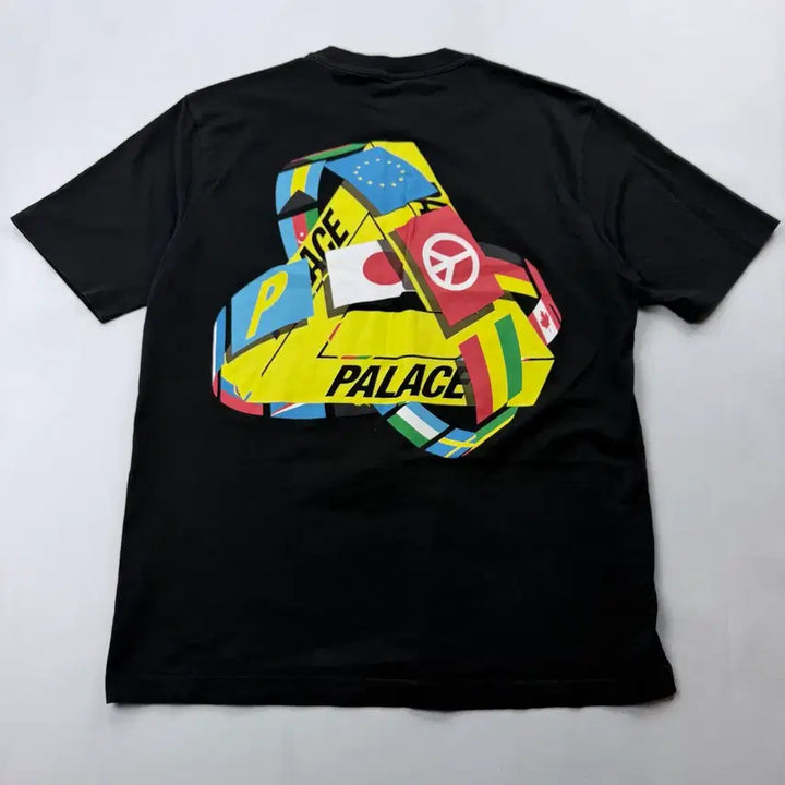 [BUNJANG] Palace Tri-Flag Short Sleeve T-shirt / 팔라스 트라이플래그 반팔 티셔츠