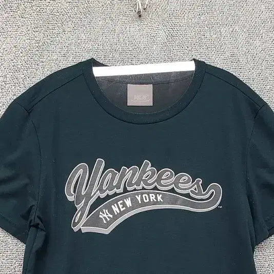 [BUNJANG] MLB New York Yankees Printed T-shirt / 엠엘비 프린팅 반팔티 M(95)