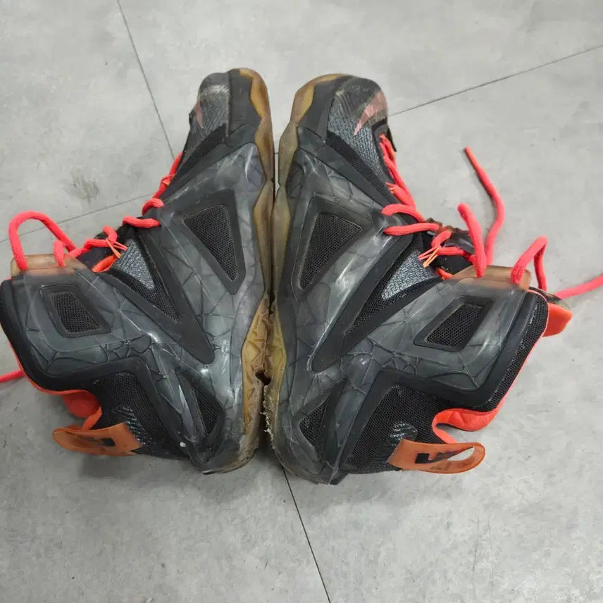 [BUNJANG] Nike Lebron 12 Elite Rose Gold Sneakers / 나이키 르브론12 엘리트 로즈 골드 260