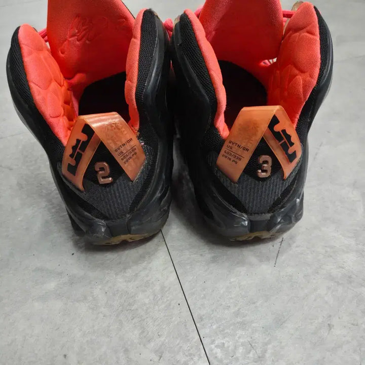 [BUNJANG] Nike Lebron 12 Elite Rose Gold Sneakers / 나이키 르브론12 엘리트 로즈 골드 260