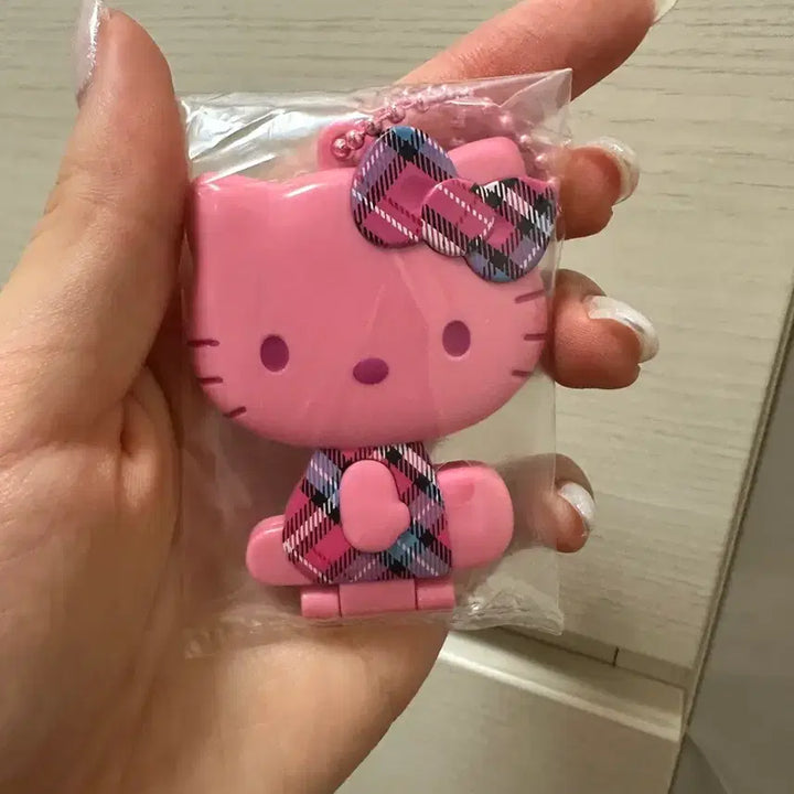 [SOLD OUT] 반다이 헬로키티 미러 컬렉션 (5/6까지판매) 핑크키티2개