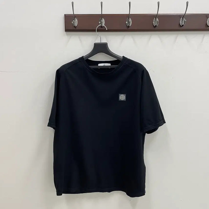 [BUNJANG] Stone Island XL Black Cotton Patch T-shirt / 스톤 아일랜드 xl 와펜 패치 블랙 코튼 반팔 저지 티셔츠