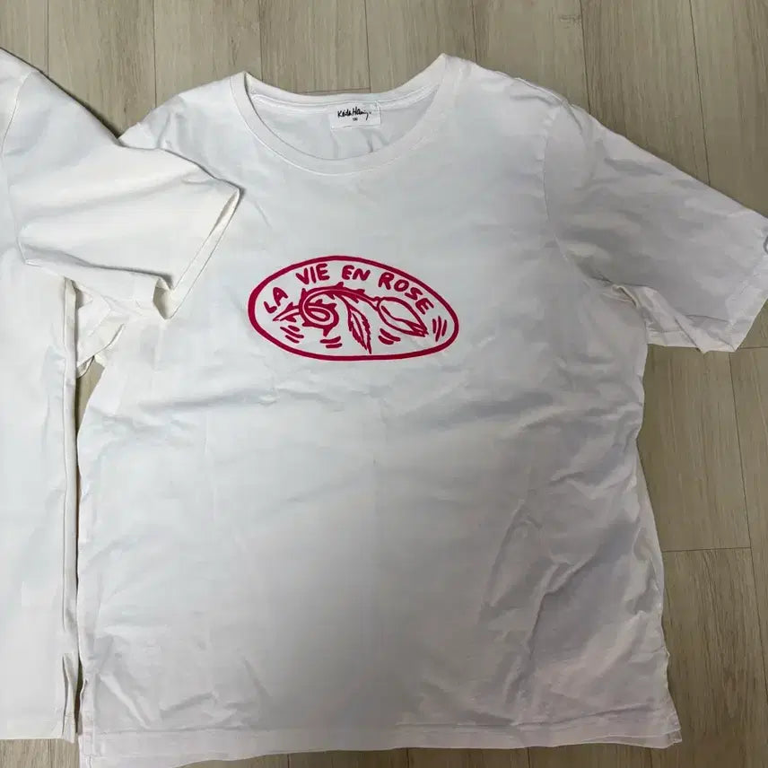 [BUNJANG] COULEUR &amp; LA VIE EN ROSE White T-Shirts (Size 100) / 100사이즈 화이트 반팔티 2장 (COULEUR, LA VIE EN RO