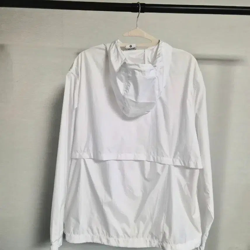[SOLD OUT] 나이키 화이트 경량 바람막이 후드 집업 XL