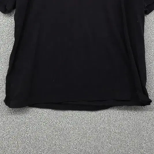 [SOLD OUT] 오이오이 블랙 반팔티 L