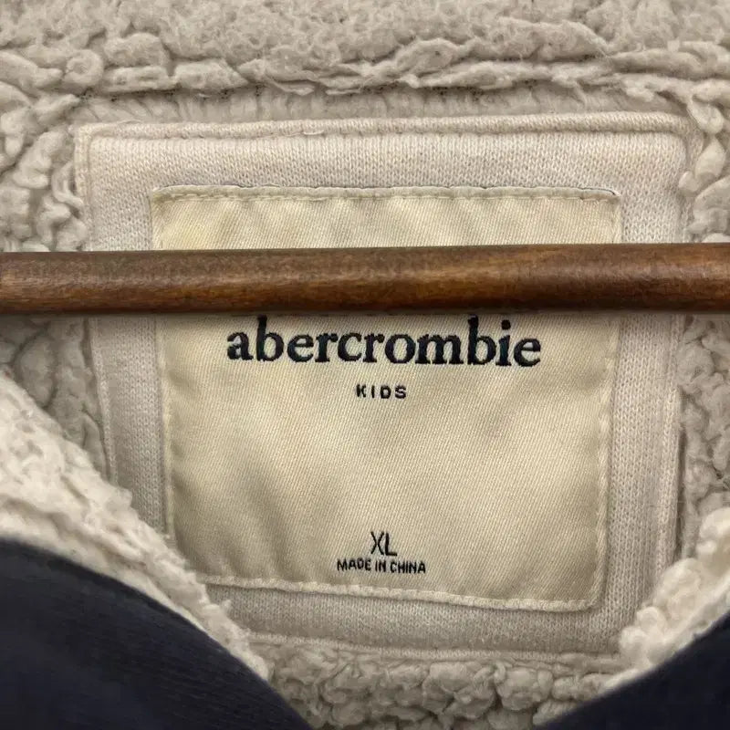 [BUNJANG] Abercrombie Y2K Vintage Fitted Button Hooded Zip-up XL / 아베크롬비 Y2K 빈티지 대장급 딱붙핏 버튼 후드집업 XL C11057