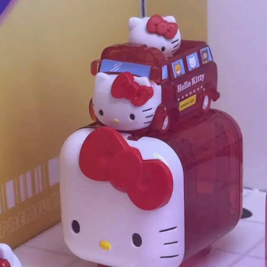 [BUNJANG] Minitoys Sanrio Hello Kitty School Bus Gacha / 미니토이 산리오 키티 미니카 스쿨버스 가챠